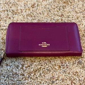 Coach wallet